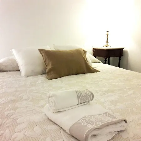 Centro 7 Revueltas Seville